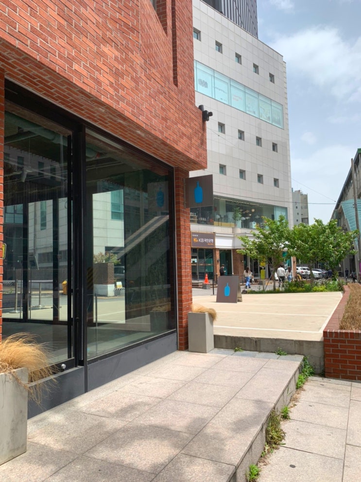  cafe.성수 카페 커피계의 애플 블루보틀 한국 1호점 (+이제야 오다니ㅋ )