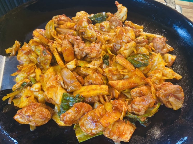 홍대 닭갈비 맛집, 홍대 모임장소 추천 '신미경 홍대 닭갈비' 홍대 닭갈비 맛집, 홍대 모임장소 추천 '신미경 홍대 닭갈비'