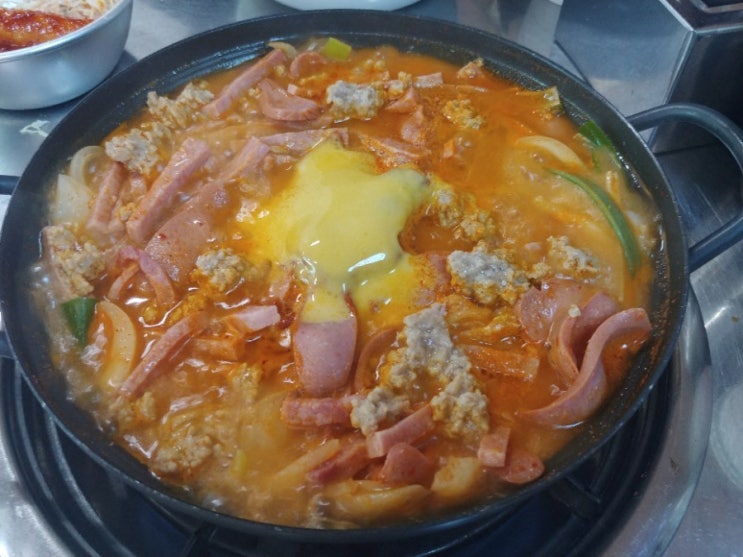 발산역밥집 발산부대찌개 발산고기집 경아식당