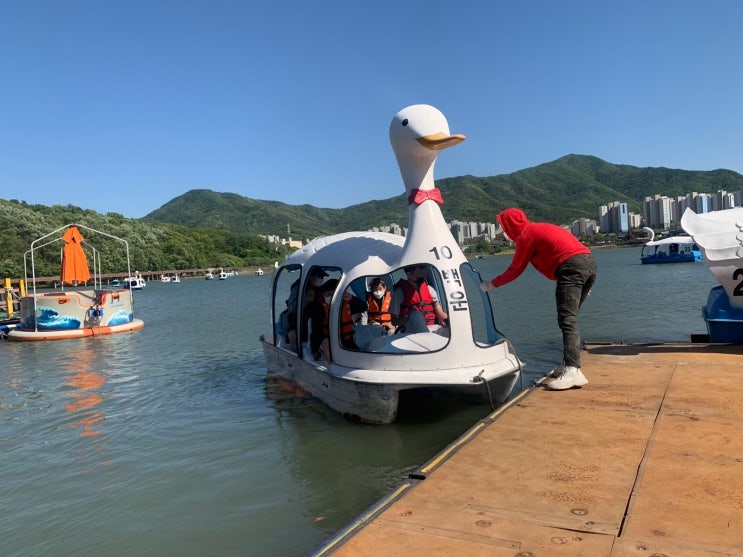  [의왕 백운호수 나들이] 가족들과 함께했던 백운호수 하루여행(오리배 타기,산앤들 바베큐 맛집)