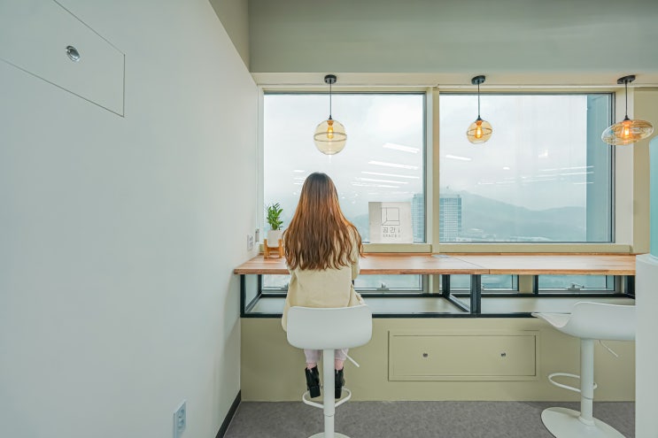  WORKPLACE 공유오피스 COWORKERS 양재 공유오피스 자유석 저렴하고 트랜디한 뷰맛집 공간i 가성비 1인사무실 분당 판교 추천