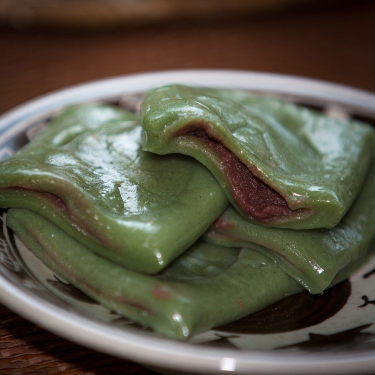 요즘 인기있는 아리울떡공방 굳지않는 아리울 떡 쑥 앙꼬절편1kg + 백미앙꼬절편 1kg (사은품 240g 증정), 2개 추천해요