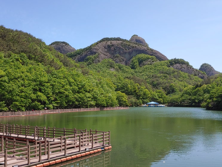 전라북도 진안여행 (마이산의 호수 : 탑영제) 전라북도 진안여행 (마이산의 호수 : 탑영제)