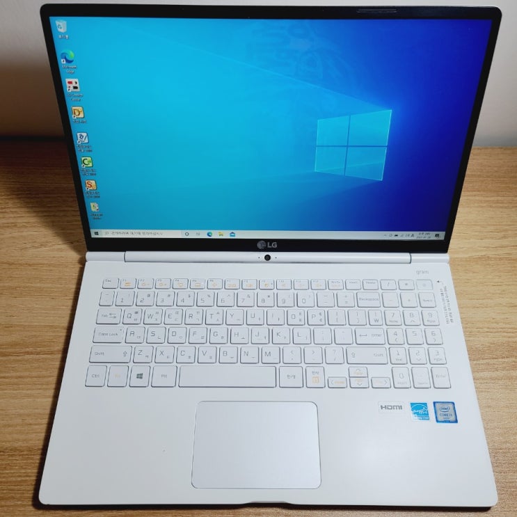 최근 많이 팔린 LG전자 그램 15Z960-GR30K 15.6인치 중고노트북 ··· 최근 많이 팔린 LG전자 그램 15Z960-GR30K 15.6인치 중고노트북 ···