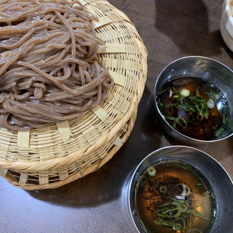 부산 완당 담백한 발국수 : 원조 18번 완당집