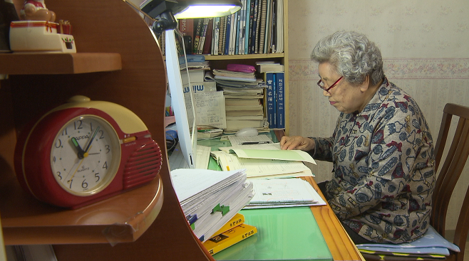"건강이 허락하면 대학교까지"..84세 할머니의 '7전 8기' "건강이 허락하면 대학교까지"..84세 할머니의 '7전 8기'