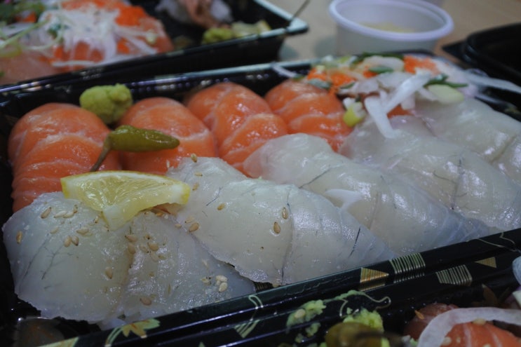  신방화역 맛집 수초밥 배달해서 먹었어요