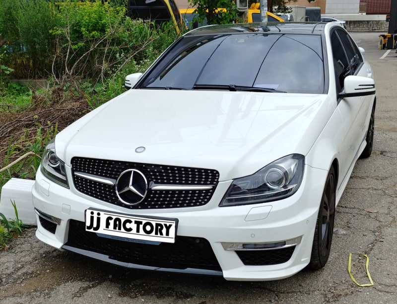 김포 양촌읍 / 사고수리 및 C63 AMG 바디킷 튜닝 / 벤츠 W204 C클래스 아방가르드