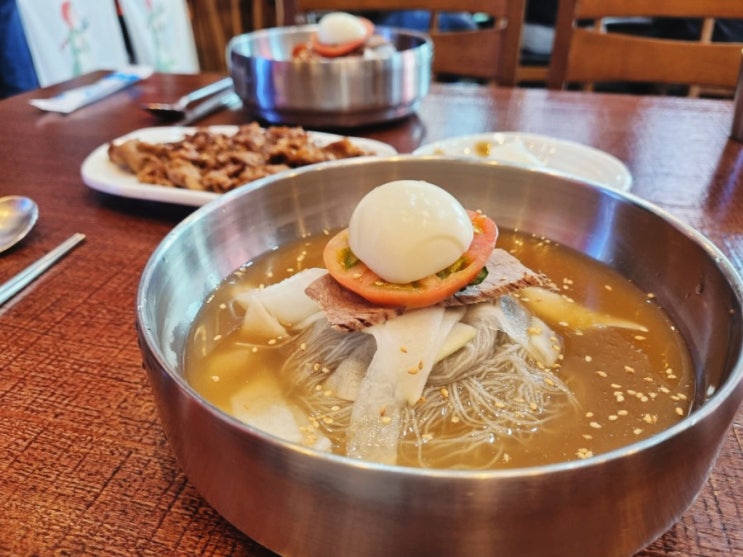  [해운대 냉면맛집 무쇠식당] 찐육수 냉면에 불향가득 불고기!