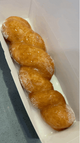  산본꽈배기 꽈르띠에 4가지 맛별로 먹어봄~ 쫄깃한 쌀꽈배기