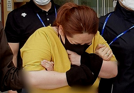 9살 의붓아들 가방에 가둬 살해한 계모 징역 25년 확정 9살 의붓아들 가방에 가둬 살해한 계모 징역 25년 확정