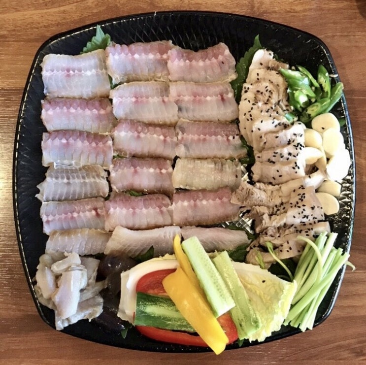 [1년 전 오늘] 국내산만 취급합니다 천안숨은맛집 목포홍어집가세 / 천안식후감