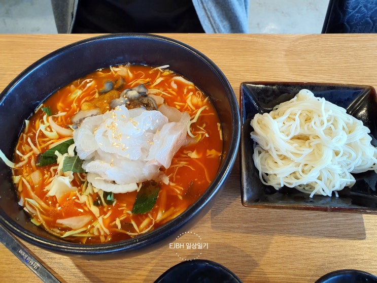  야당동 맛집 - 랍다횟집 점심특선 가성비 짱!!