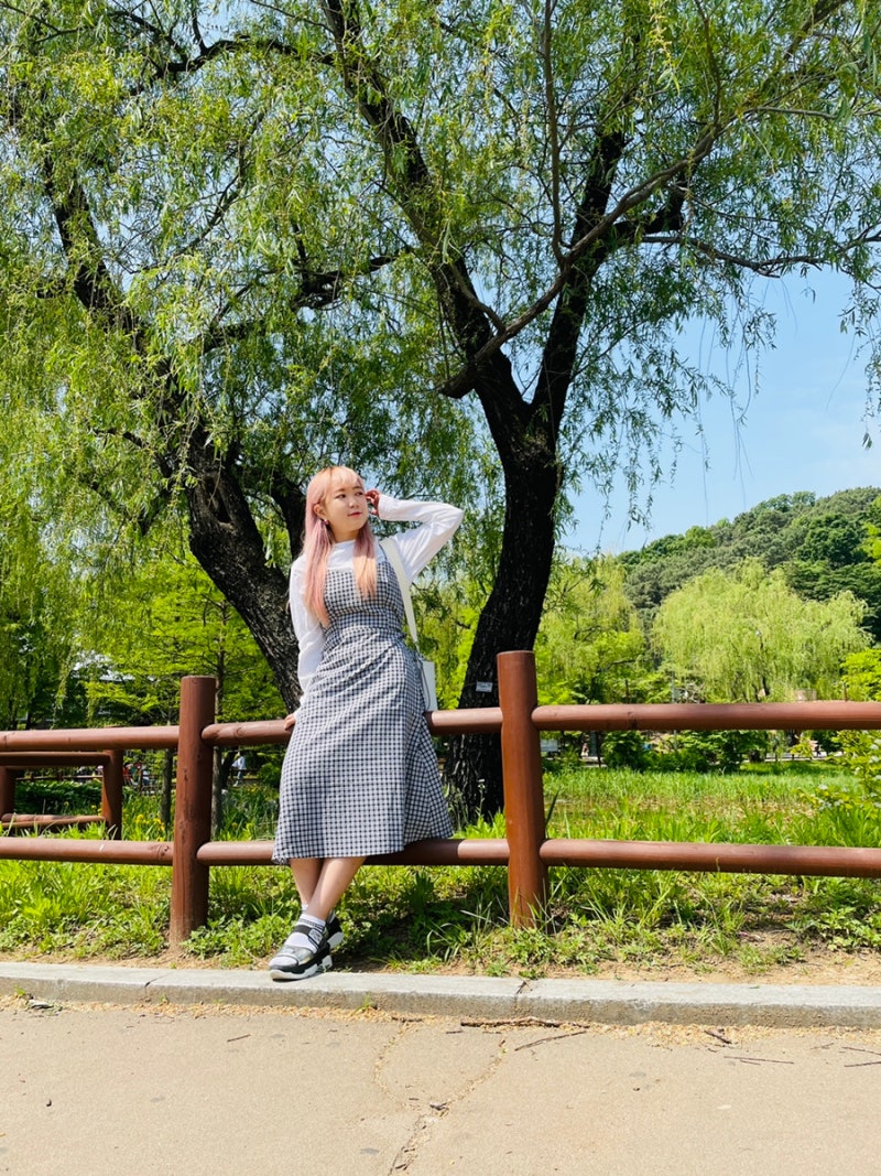 리리앤코 데일리핀 밴딩 체크 뷔스티에 원피스 가디건 세트- 20대 체크원피스 코디 추천