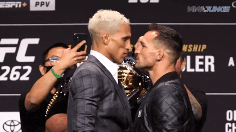 UFC 262: 올리베이라 vs 챈들러 기자회견 + 페이스 오프 "데이나 화이트 프리빌리지" UFC 262: 올리베이라 vs 챈들러 기자회견 + 페이스 오프 "데이나 화이트 프리빌리지"