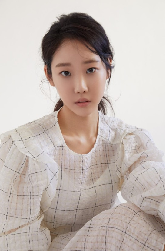충무로 샛별 오하늬, 씨제스 <b>엔터 전속계약</b>