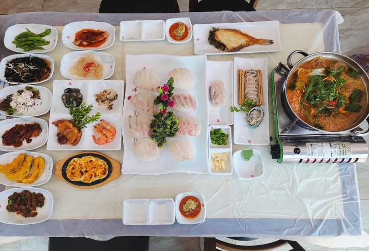  삼척 솔비치 맛집 뷰가 끝내주는 동해횟집
