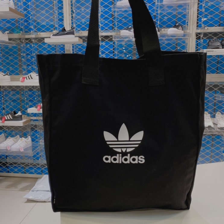 잘나가는 [아_디_다_스] *정품* 남녀공용_에코백_아디컬러_쇼퍼_ADIDAS_@트레포일@쇼퍼@아디다스@가방@_숄더백@ 추천해요