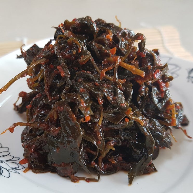 핵가성비 좋은 청양골 구기자잎 고추장 장아찌 500g, 1팩 추천합니다 핵가성비 좋은 청양골 구기자잎 고추장 장아찌 500g, 1팩 추천합니다