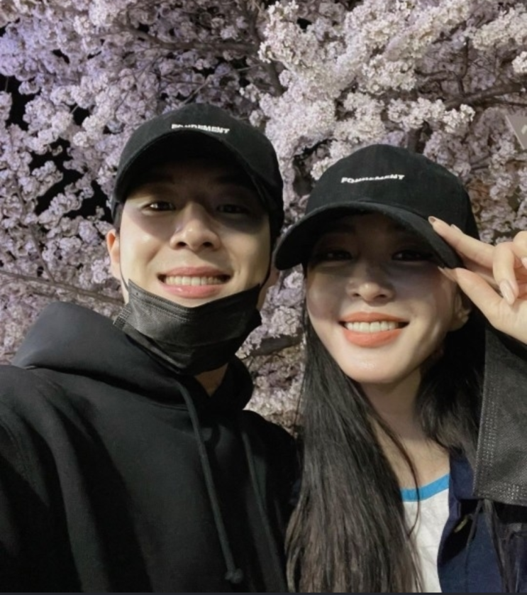 한예슬 언니 남친과 데이트사진(ft.10살 연하)