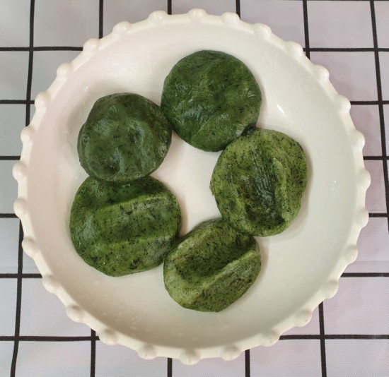  찌지 않고 바로 먹는 쑥개떡과 모시개떡 내돈내산 솔직후기