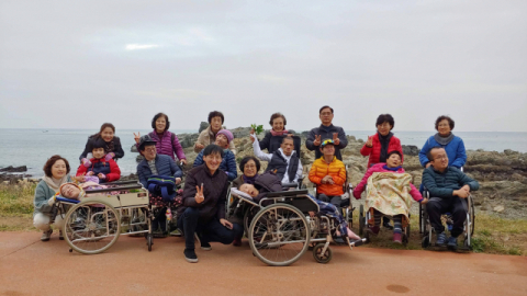 장애인 부모 “자식보다 하루라도 더 살았으면…”