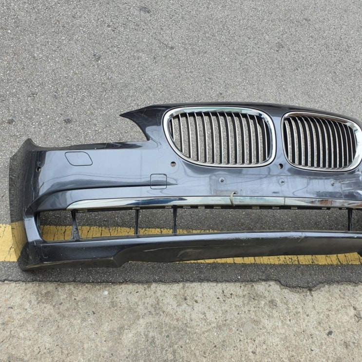  수입차중고부품 BMW 7시리즈 f01 전피 전범퍼 범버 앞범퍼 (장안동 중고부품 중고범퍼 네바퀴)