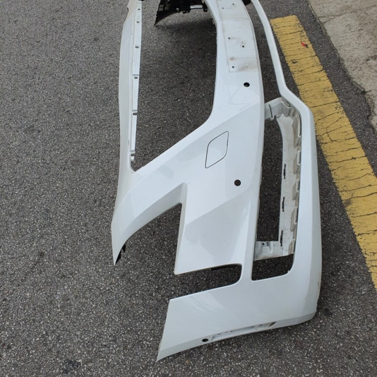  수입차중고부품 캐딜락 ct6 중고범퍼 범버 앞범퍼 전피 (장안동 중고부품 중고범퍼 네바퀴)