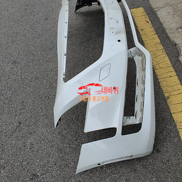  수입차부품 캐딜락 ct6 중고 범퍼 범버 전피 앞범퍼 (장안동 중고부품 캐딜락중고부품 중고범퍼 네바퀴)