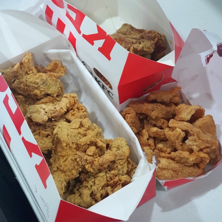 KFC 콘소메 치킨 신메뉴 대존맛