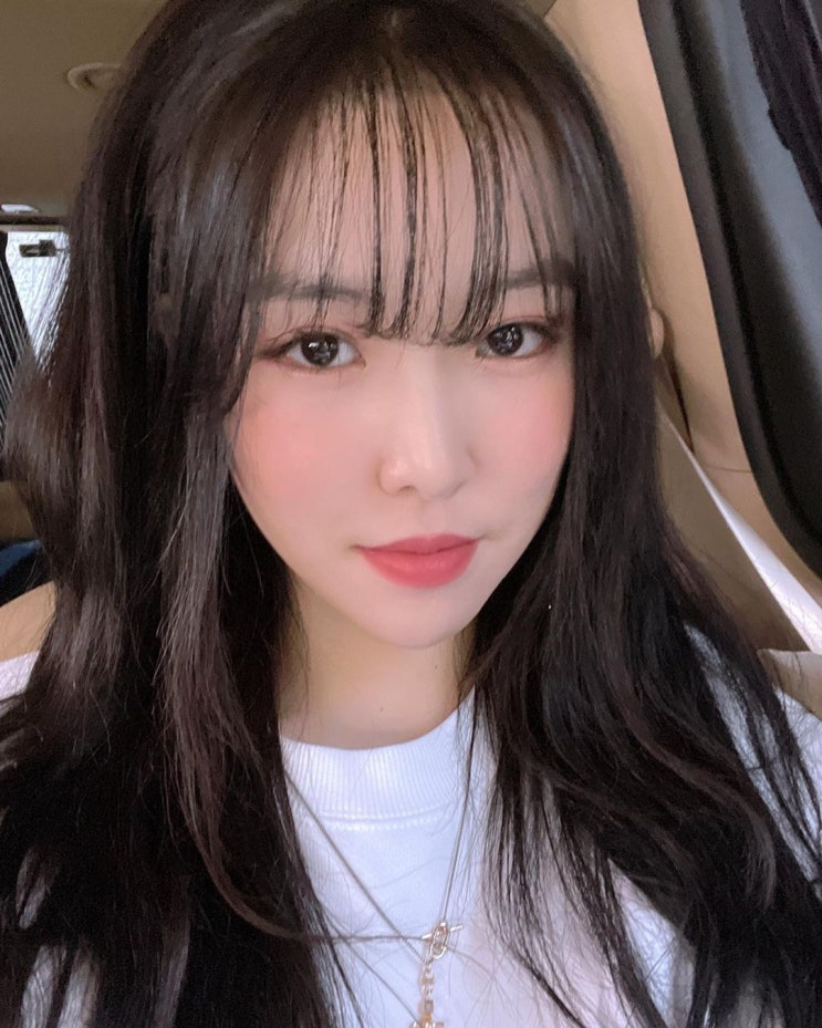 210516 여자친구 인스타그램 ( 유주 )