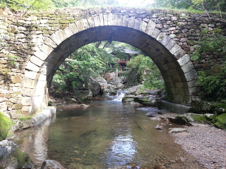  순천 선암사 승선교 산책로와 조계산 길상한옥팬션