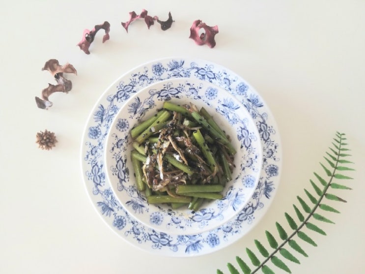 마늘쫑멸치볶음 맛있는 제철 밑반찬 멸치마늘종볶음 요리