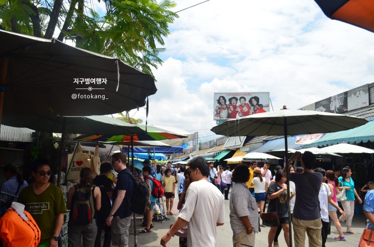 #5. 태국 짜뚜짝 시장 그리고 도착한지 일주일도 안되서 가는 한국 식당, 태국에서 영화보기 도전 !