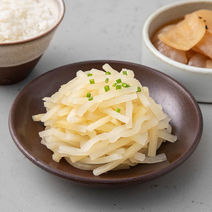 잘나가는 이음푸드 염장무채, 1kg, 2개 좋아요 잘나가는 이음푸드 염장무채, 1kg, 2개 좋아요