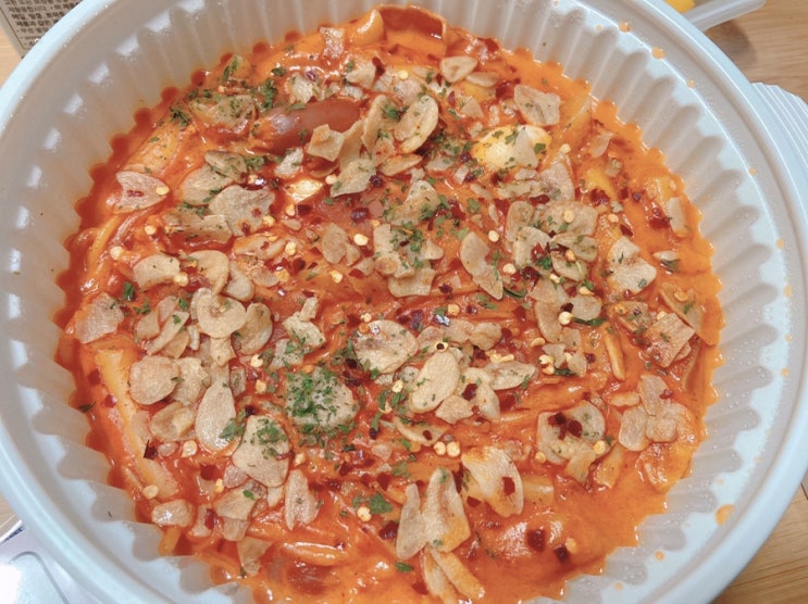  달토끼의 떡볶이 흡입구역 :: 투움바떡볶이, 날치알 주먹밥, 쿨피스 조합!
