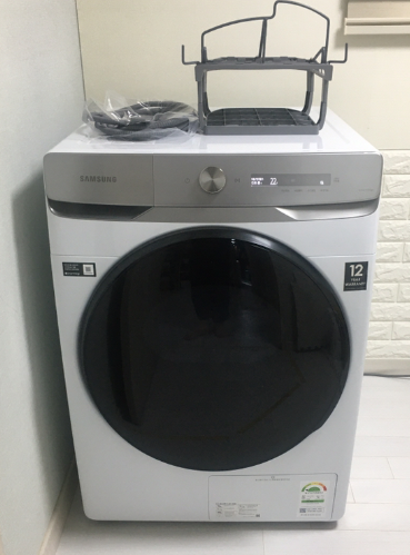  DV16T8740BW 삼성 AI 건조기 16kg (가격 - 무릎 정도?)