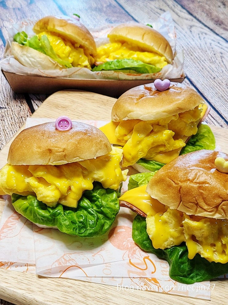 모닝빵 스크램블 샌드위치 보드라운 계란 요리 간편 아침식사대용