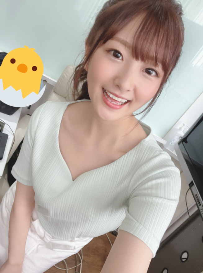  아오조라 히카리 / 青空ひかり / Hikari Aozora