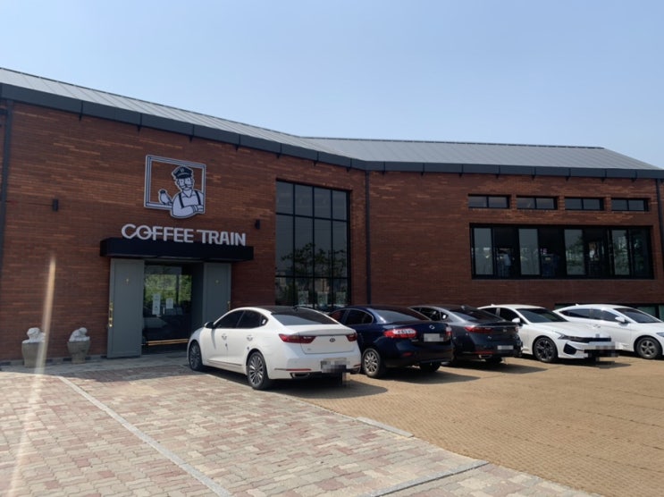  [의왕] 분위기 좋은 의왕 카페 "커피트레인(COFFEE TRAIN)"