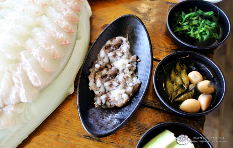  제부도 갈만한곳 조개구이까지 맛있었던 횟집