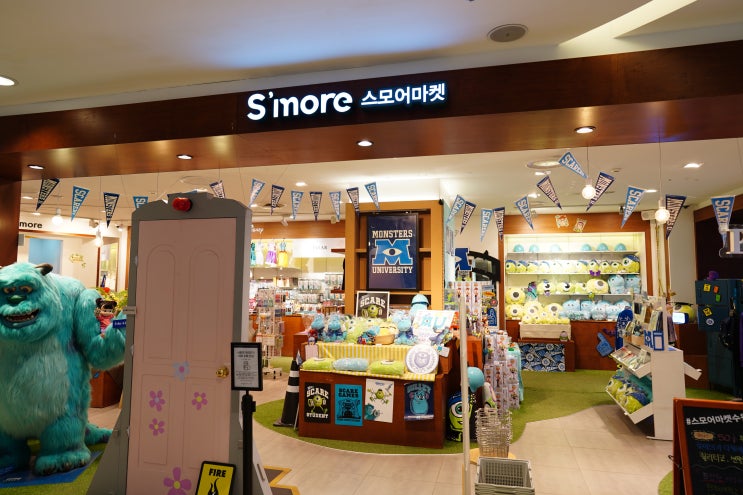  수원핫플레이스 AKPLAZA에서 눈이 즐거운 쇼핑 데이트!