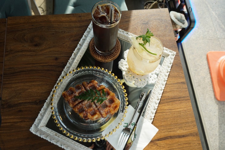 크로플이 맛있던 신대방 카페 궁전다방