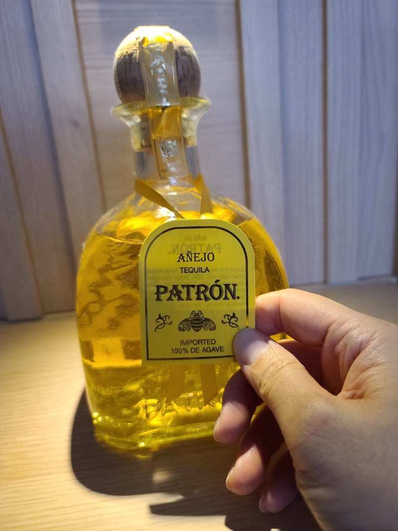 패트론 데낄라 중 실버보다 하나 위! 패트론 아네호 금빛 향연~ : 네이버 블로그