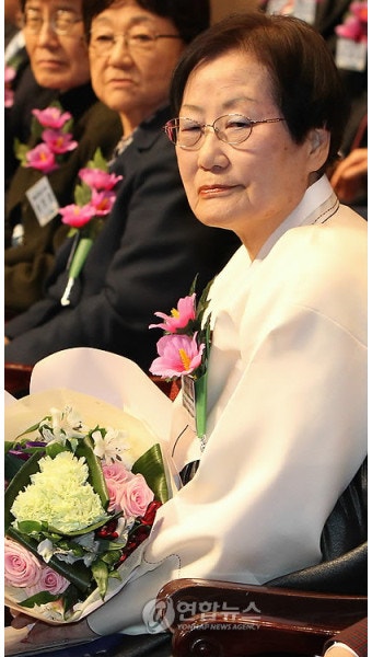 잊힌 위안부 문제를 역사로 만든 김문숙 회장