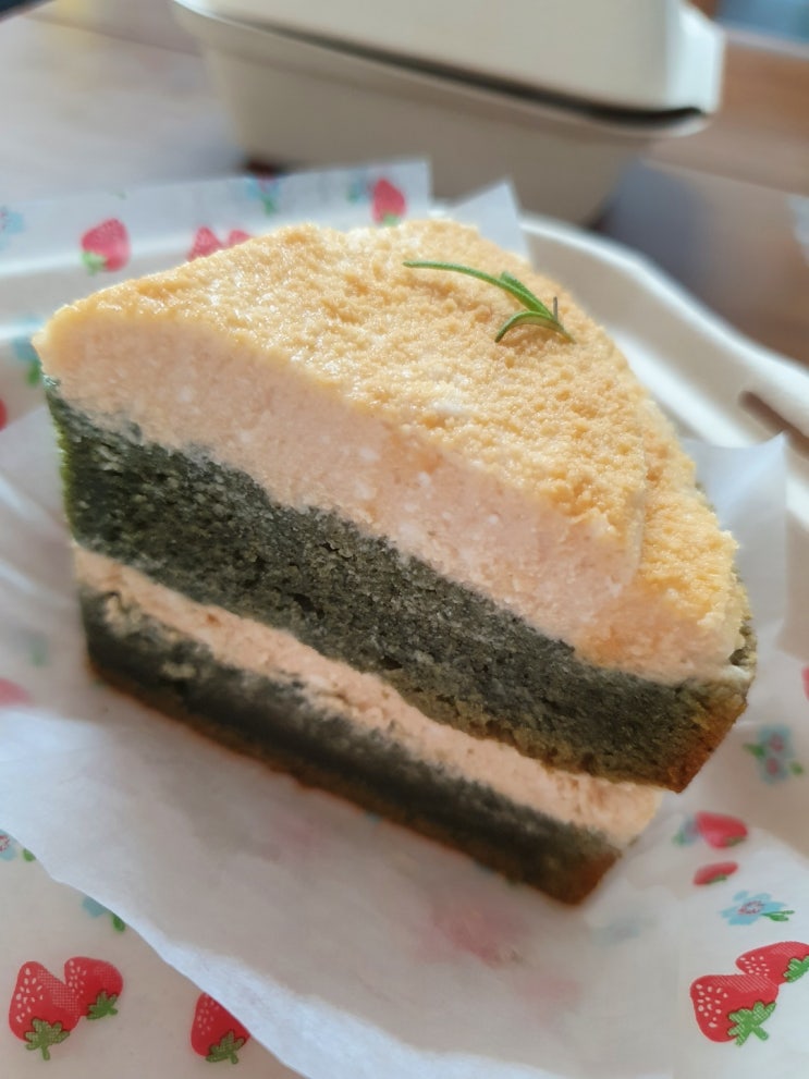  [천안] 비건인데 케이크 맛집임 불당동 해피스 HA'PIECE 포장/메뉴추천/가격/영업시간/맛/솔직후기 (쑥절미,아몬드카라멜모카,흑임자,애플크럼블,딥초코퍼지,두부파운드,르뱅쿠키)