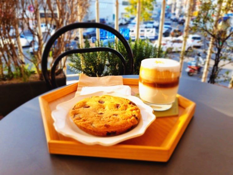  해리단길카페 비커피 Bee coffee, 달콤하고 아늑한 해운대카페
