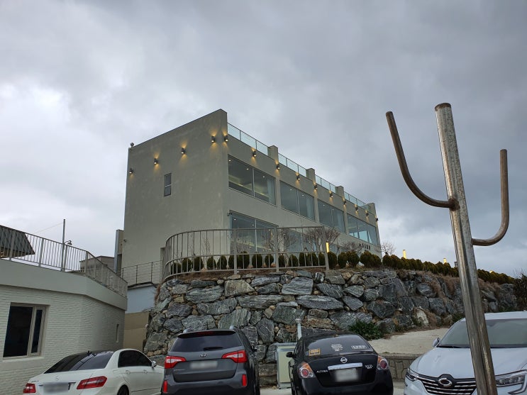  [기장군꼭가봐야할카페] 눈앞에 바다가 펼쳐지는 공극커피 방문기 / 기장군 카페명소 정보모음