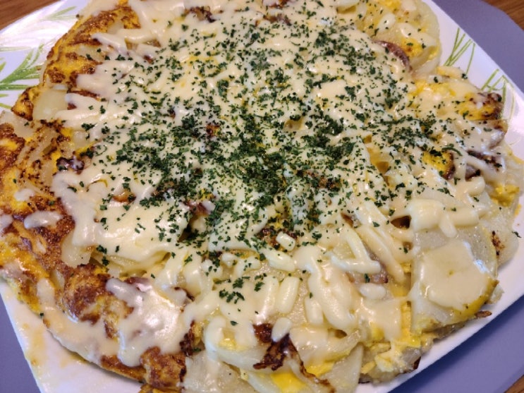  [집밥일기] 점심으로 바지락순두부찌개 끓이고, 저녁으로 감자치즈오믈렛!