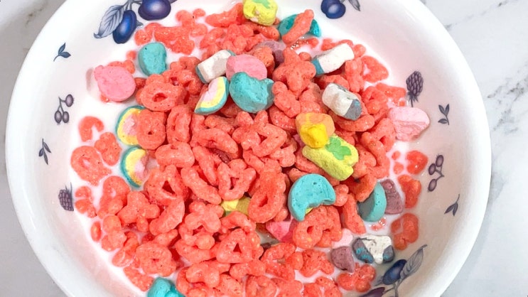  코스트코 lucky charms 럭키참 시리얼 호불호 심한듯해요